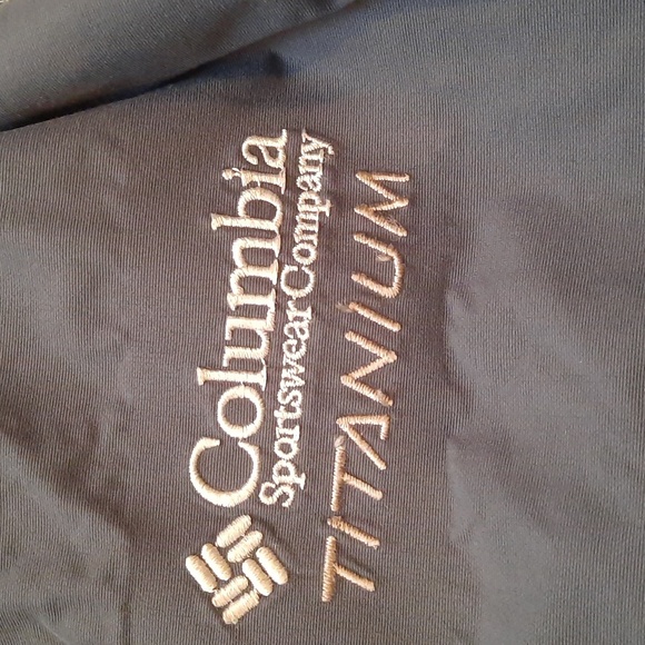 Columbia Omni Tech Titanium Waterproof Jacket Shell - Picture 3 of 7